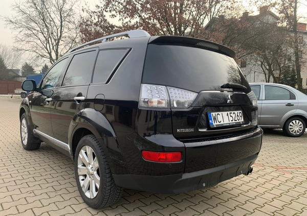 Mitsubishi Outlander cena 24000 przebieg: 273000, rok produkcji 2008 z Ciechanów małe 277